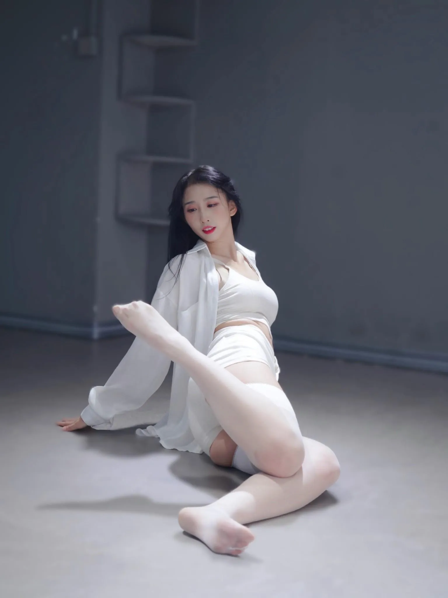 B站兔牙sinar酱 – NO.01 舰长图直播片段[23] [44P]插图2